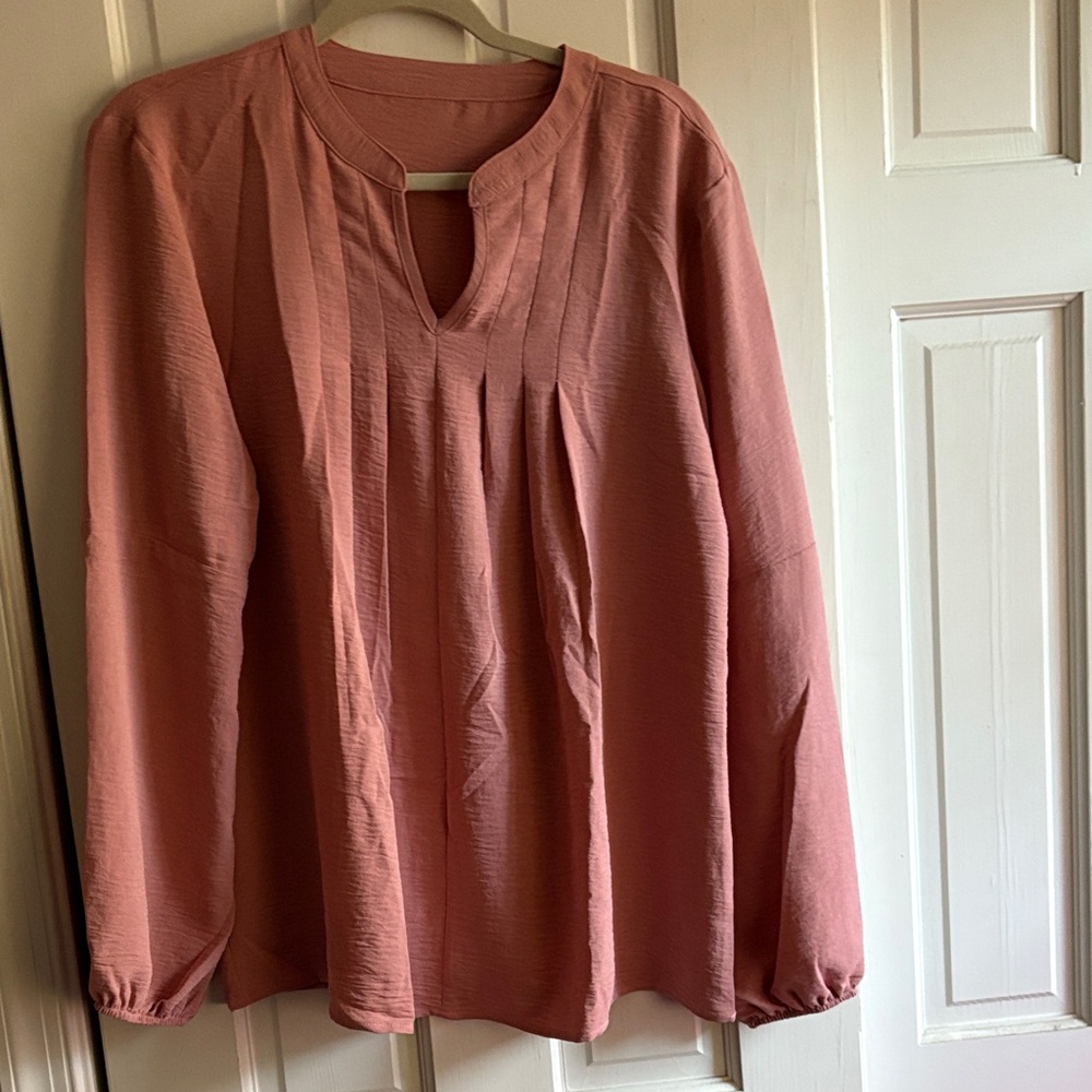 NWOT Elegant Pink Women's Top size med